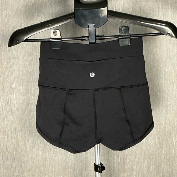 Lululemon High-Waist Black Women's Active Shorts Size 4 - Picture 4 of 7